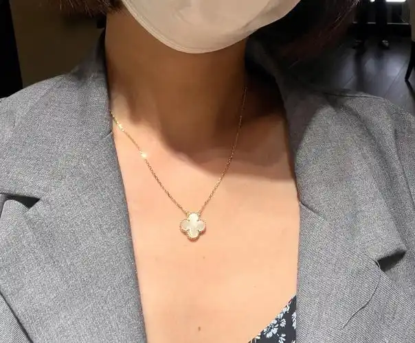 梵克雅宝四叶草项链