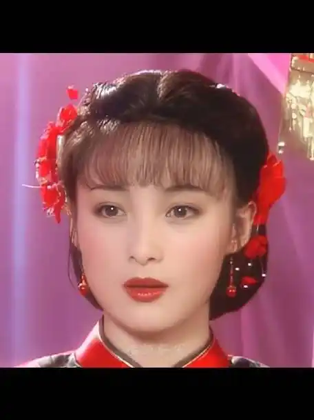 年轻时的蒋勤勤典雅端庄,充满东方美韵