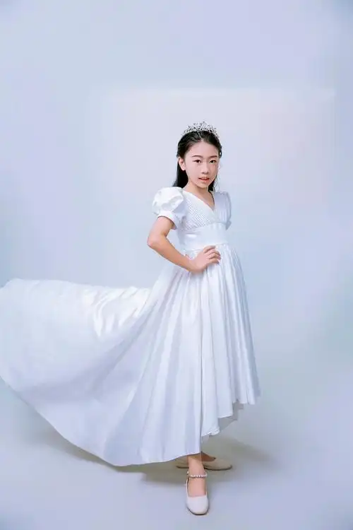 我的小女孩11岁! 一岁一礼,一寸欢喜. 愿你 - 抖音