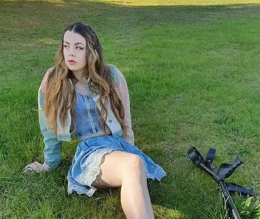 截肢女模特晒美照网友千方百计质疑肯定是p掉腿骗赞