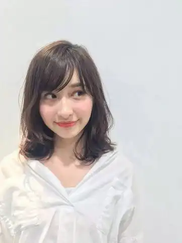 日系刘海二八分鬓角日系刘海鬓角图片_刘海_女生发型大全