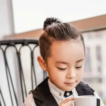 2岁男宝宝创意发型