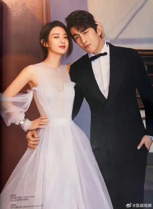 赵丽颖林更新早期杂志#你们俩早期这套时尚芭莎婚纱照也拍得太好聊苘