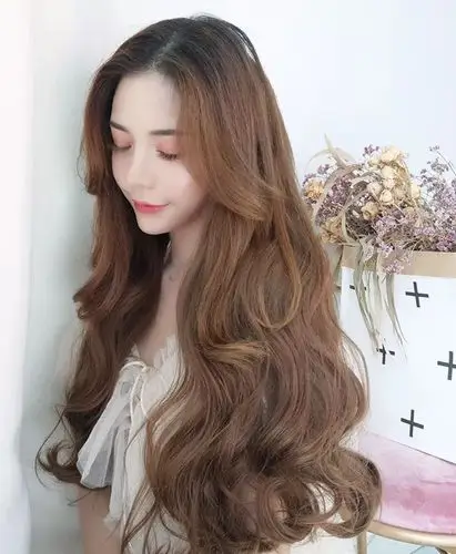 大波浪烫发真的太美了,美的让人感觉不真实_发型