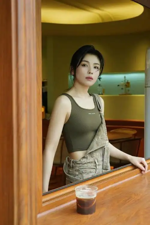 刘涛的健康日记:刘涛健身自拍照,这是素颜出镜了吧?