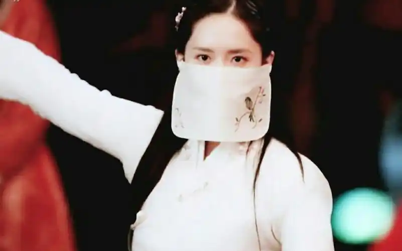 【林允儿】《王在相爱》预告混剪‖人面桃花春风一笑嫣然