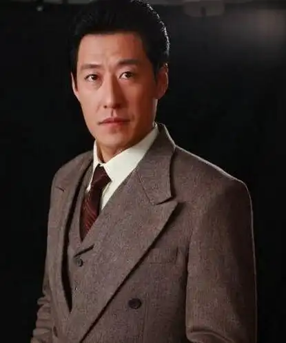 【图】演员于震有几任老婆? 第一任妻子称流产遭家暴