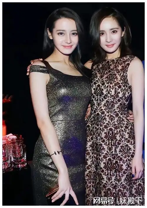 杨幂留言为迪丽热巴庆生互表相思之情姐妹情深惹人羡
