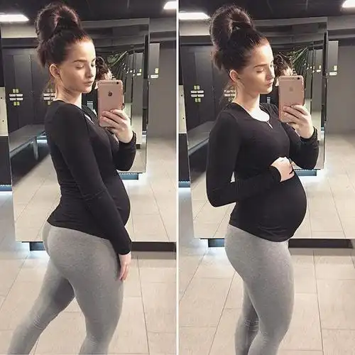 辣妈带着宝宝健身,身高1米58体重110斤,彰显曲线好身材