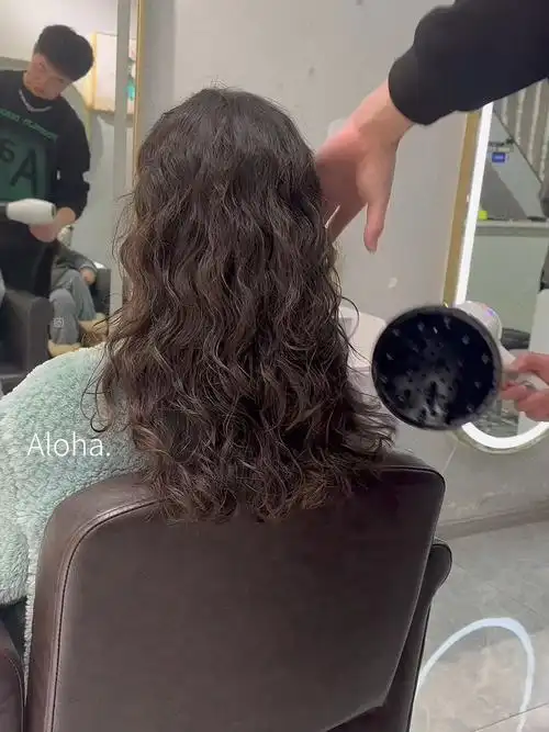 中长烫发木马卷