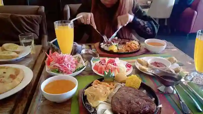 谁的咖啡西餐厅(荔隆店)