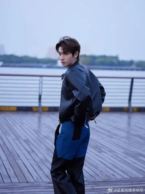 高卿尘 | 谭松韵 | 杨蓉 | 杨紫 | 虞书欣 | 张艺兴 | 张子枫