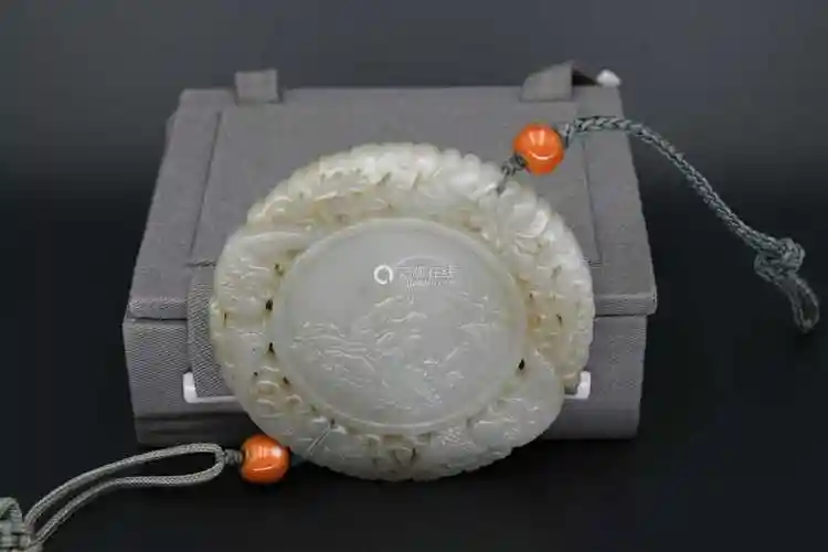 清乾隆和田玉腰牌