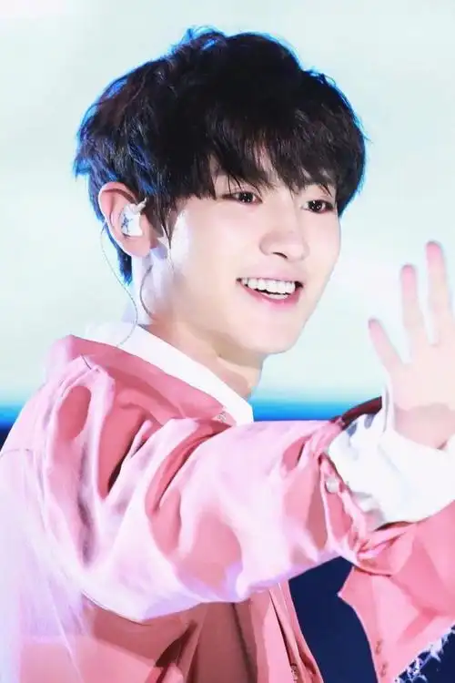 朴灿烈1127生日粗卡, 帅气可爱阳光爱笑的火山宝宝