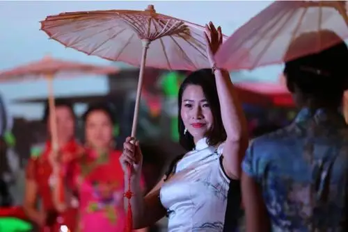 好一个江南水乡,好一个江南女子,好一番江南景致