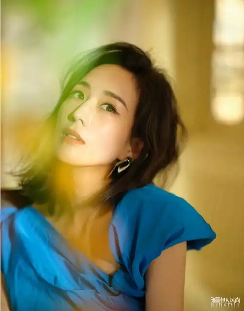 张钧甯瑞丽开年封面##张钧甯新年的第一缕光