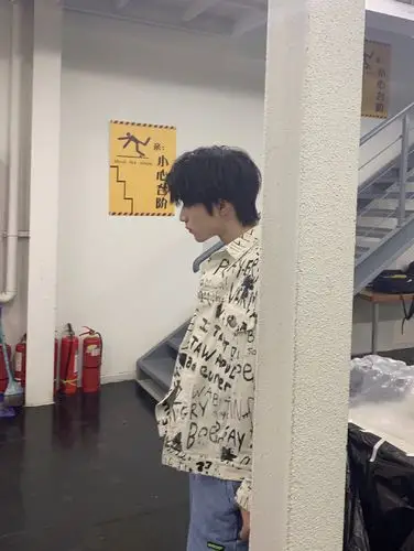 刘耀文更博发自拍啦