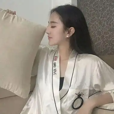 高冷女头霸气侧脸 有气质的网红女头 - 女生头像 - 潮人个性网