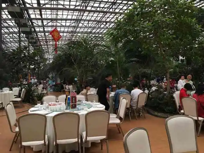 颐和尚景酒店(光谷创业街店)-"环境不错,每次都是晚上去的,不知道白天