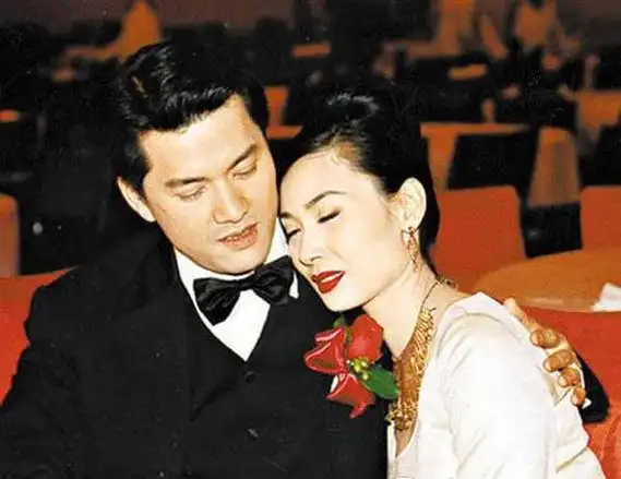 邝美云从贫民窟女孩到香港女富豪她说女人的贵人是自己