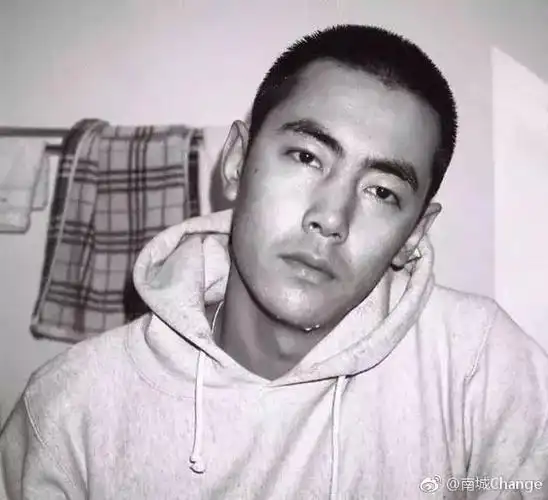 no9如果你留板寸应该很好看