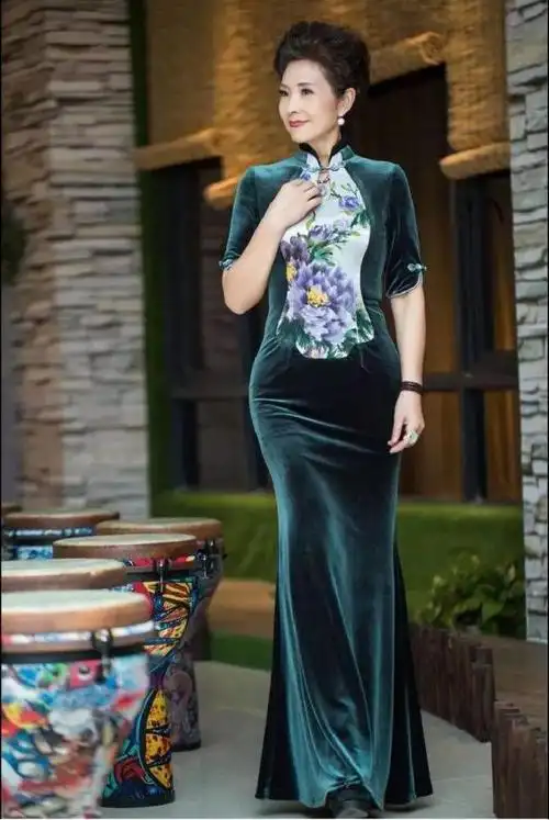 从家庭主妇到世界旗袍皇后曹美丽奶奶活成了中国女性的榜样