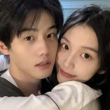 情侣头像一男一女_欧美头像_头像大全_抖音头像_微信头像_库尔图图