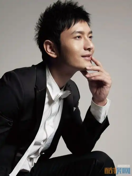 黄晓明帅气写真照