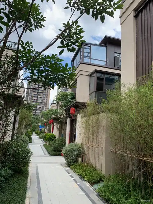 龙光江南院子(别墅)二手房,228万,5室2厅,4卫,135平米-南宁安居客