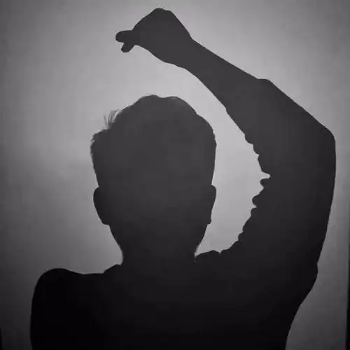 男生头像ins高级质感 - 高级ins风小众头像男生 - 实验室设备网