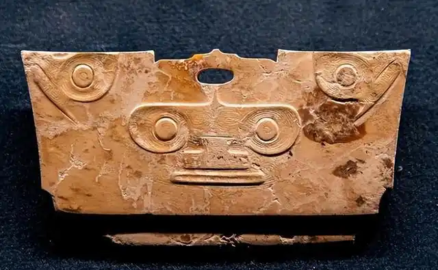 前几篇文章我们讲了红山文化玉器,从今天开始将进入良渚文化,它也是