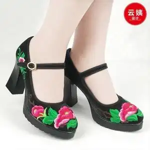 绣花布鞋女少数民族风百搭高跟布鞋一字扣带单鞋演出舞蹈粗跟女鞋