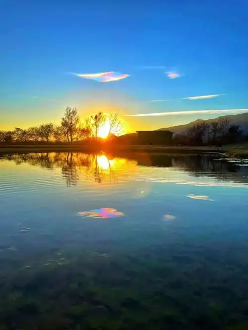 云南多地惊现七彩祥云进来收获2021的第一份好运