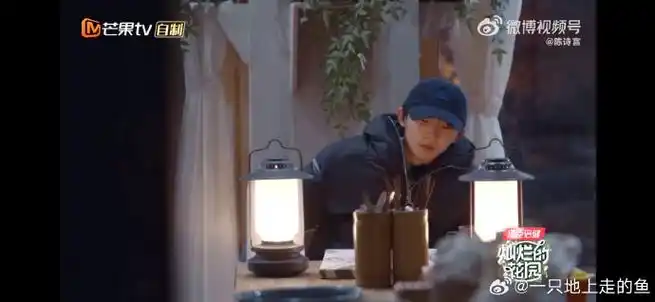 马嘉祺一人分饰三角##马嘉祺回忆发小父亲去世细节哽咽##马嘉祺怖烂