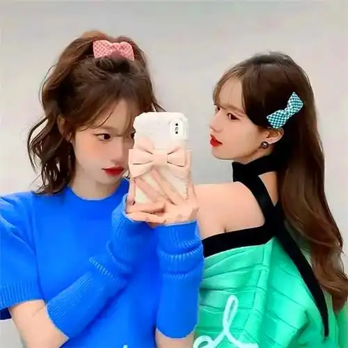 超甜闺蜜头像亲密真人一左一右图片