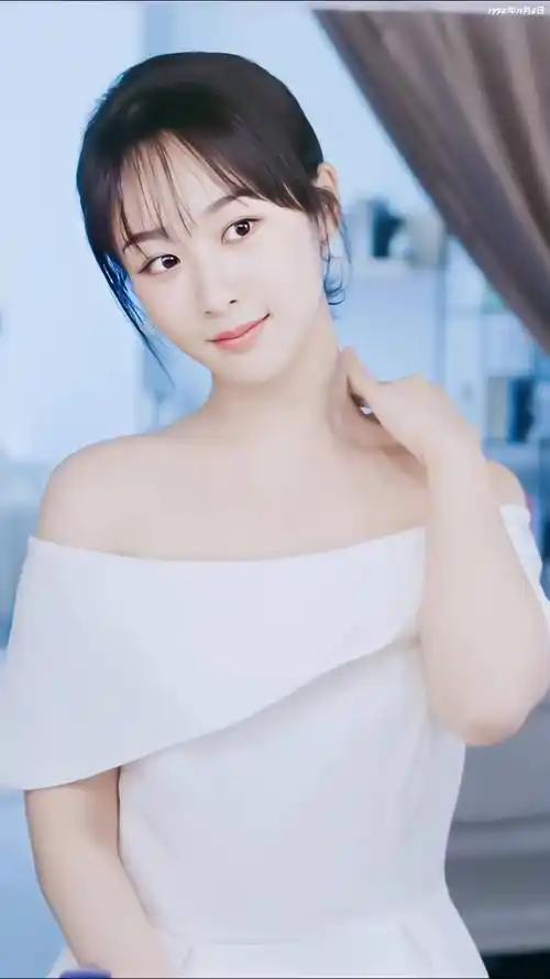 杨紫美图你在我眼里与别人不同