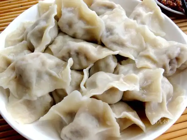 土豆牛肉饺子的做法