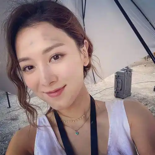 曾志伟儿子曾国祥被曝婚变疑似删除结婚照儿媳王敏奕回应