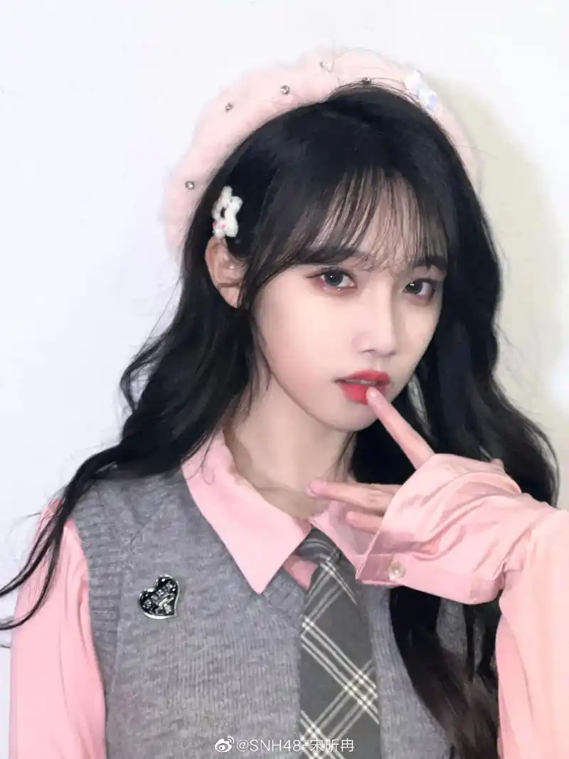 金曲大赏.#宋昕冉 #snh48 #金曲大赏 金曲的甜妹冉 - 抖音