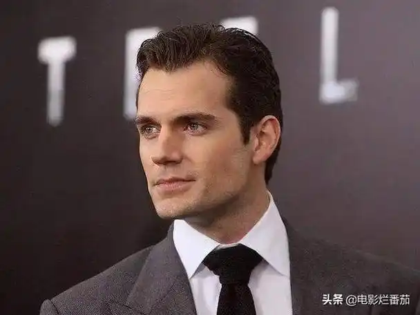 中国颜值最高十大男星(中国颜值最高十大男星名字)-天晟网