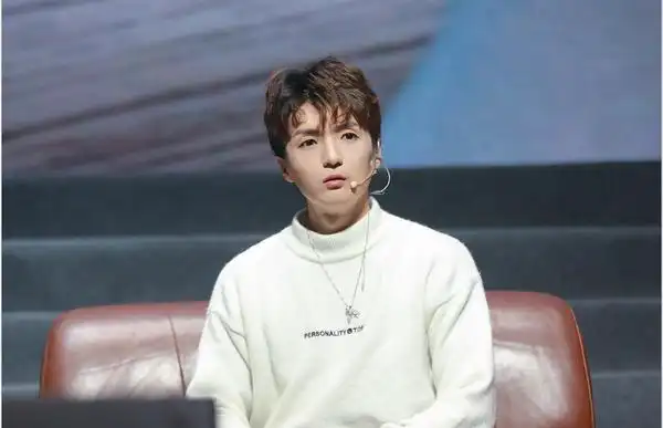 或许可以分享一下你心目中配音演员的颜值巅峰照