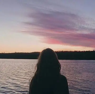 女生头像 意境 背影 黄昏 海边