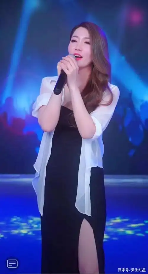 女歌手靓声,于今日凌晨0点在各大音乐门户网站,上线发行了一首个人新