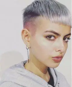 女生超短发是愈发的时尚 帅气假小子超短发发型也很酷