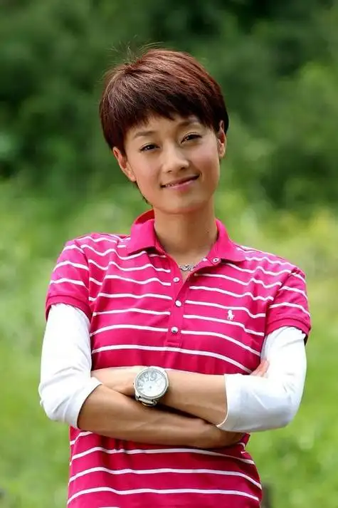 《刘海粟》,1994年马伊琍考上了 上海戏剧学院,并出演电视剧《真空