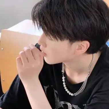 很酷很高冷的头像男生真人 霸气高冷男神图片真人头像