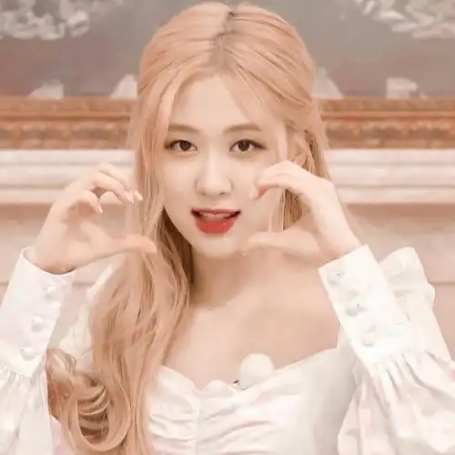 朴彩英头像壁纸