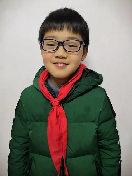 这就是我,一个戴眼镜儿的五年级学生