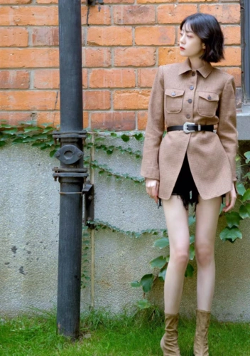 李溪芮穿搭不仅显腿长还特别的显瘦