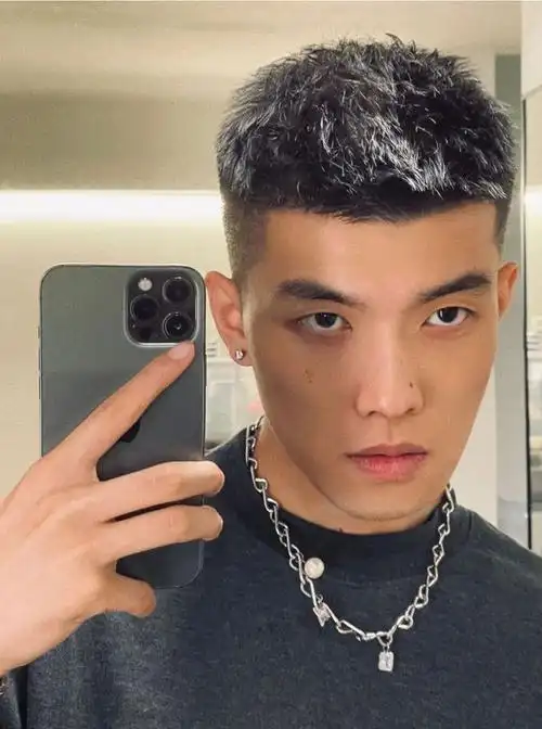 想帅离不了这4种,一共16款任你挑选|发型|碎发|烫发|男士发型|刘海